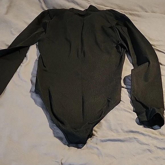 OQQ 2 pk bodysuit NEW - Picture 7 of 14